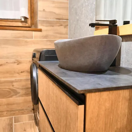 Antermont Apartman *